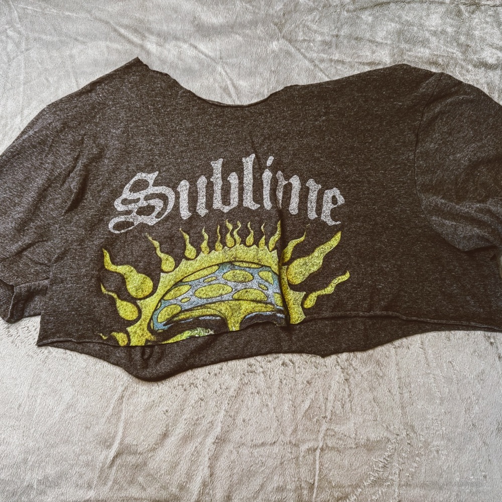 Sublime Graphic Crop Top